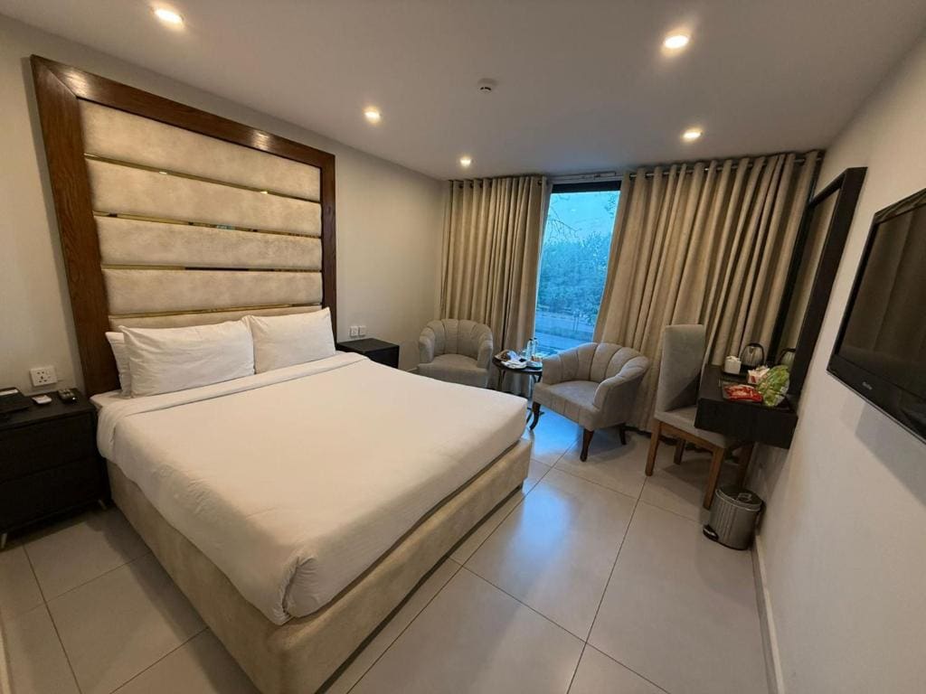 Presidential Suite room - Image 2