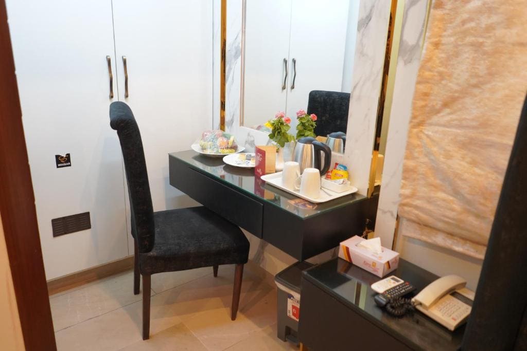 Deluxe Room room - Image 1