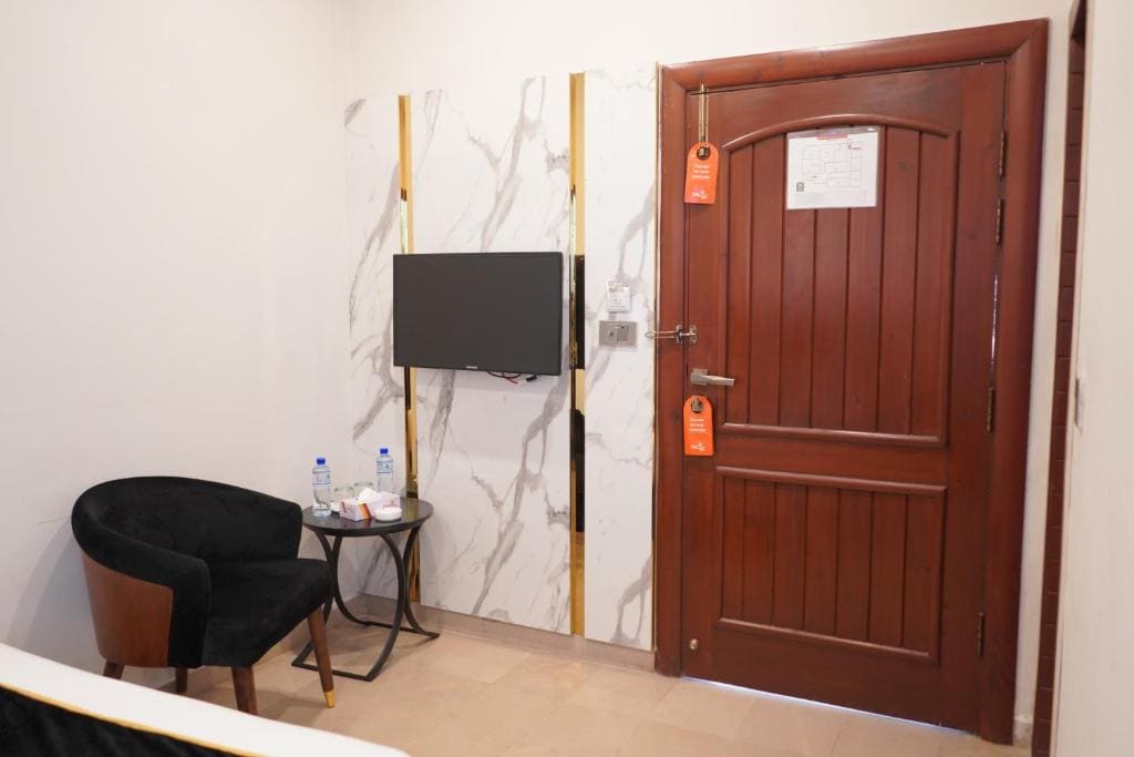 Deluxe Room room - Image 2