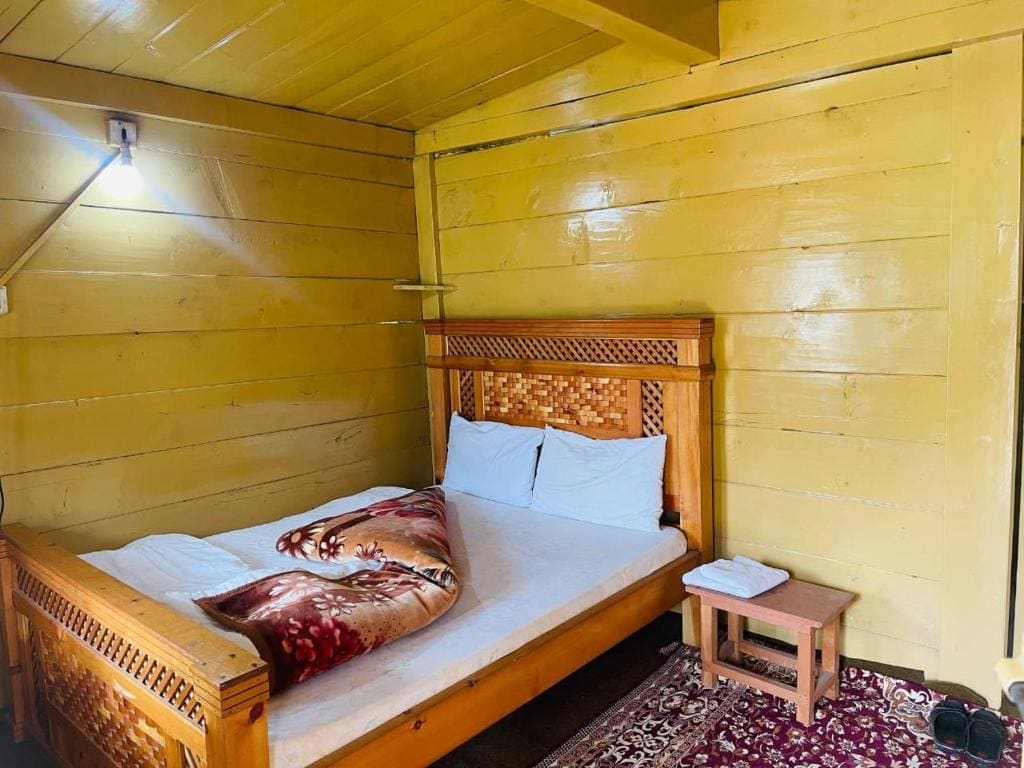 Double Room with Mountain View room - Image 1