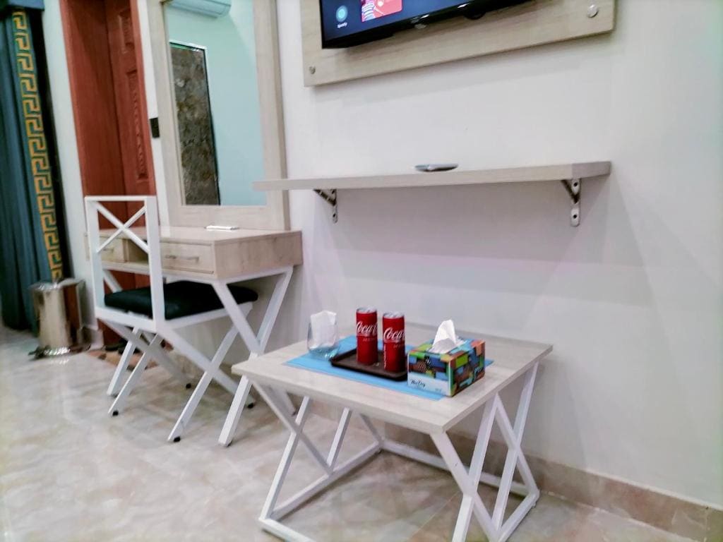 Deluxe Triple Room room - Image 1