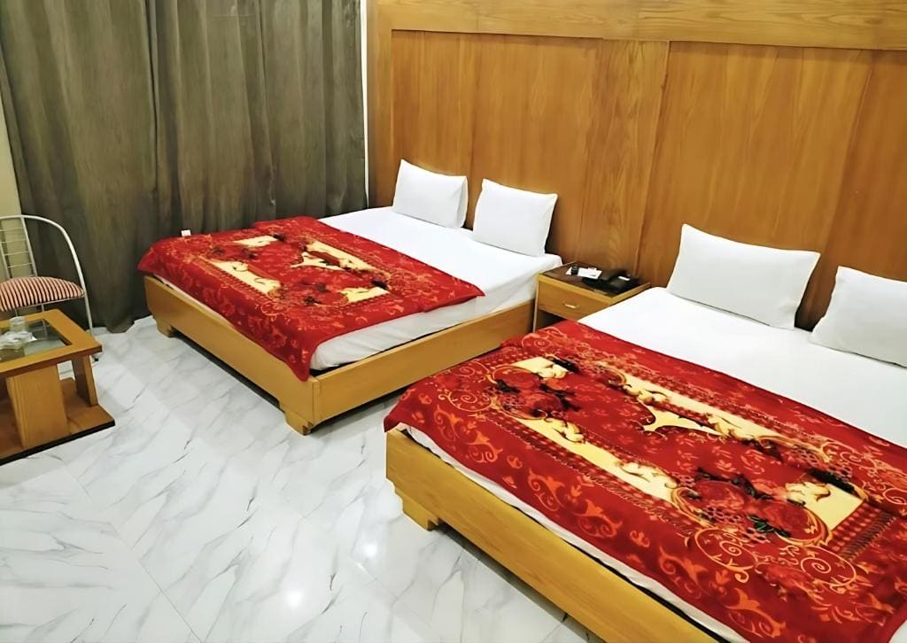 Quadruple Room room - Image 1