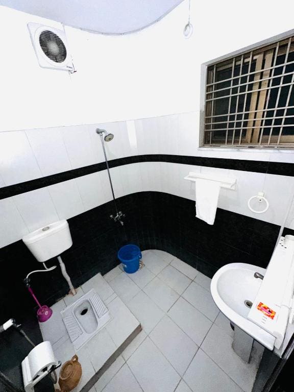 Economy Double or Twin Room room - Image 1