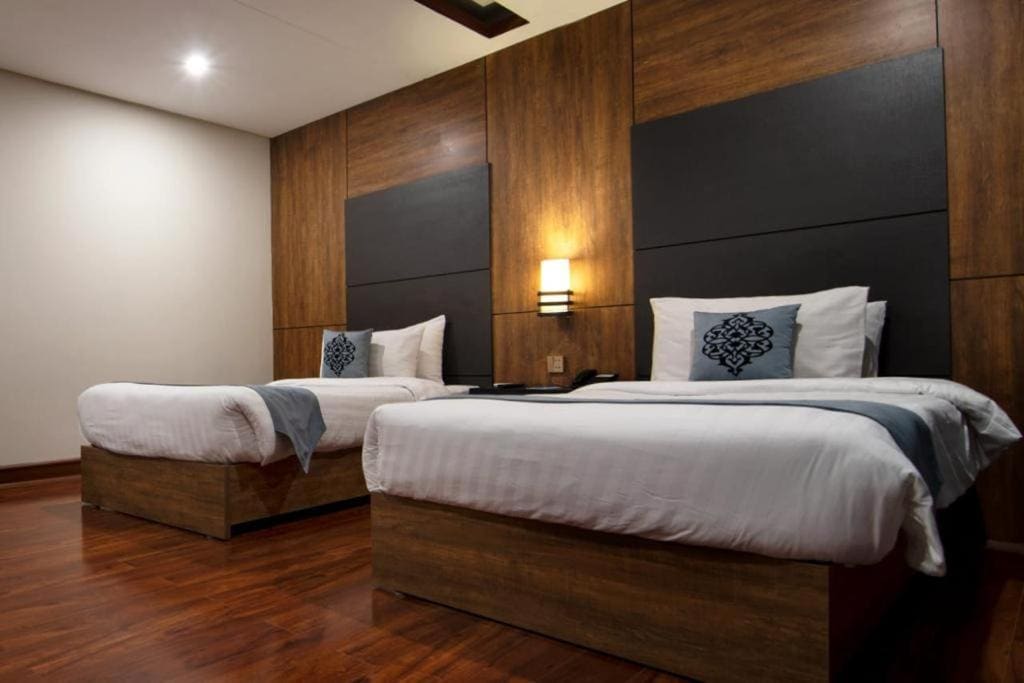 Deluxe Double or Twin Room room - Image 2