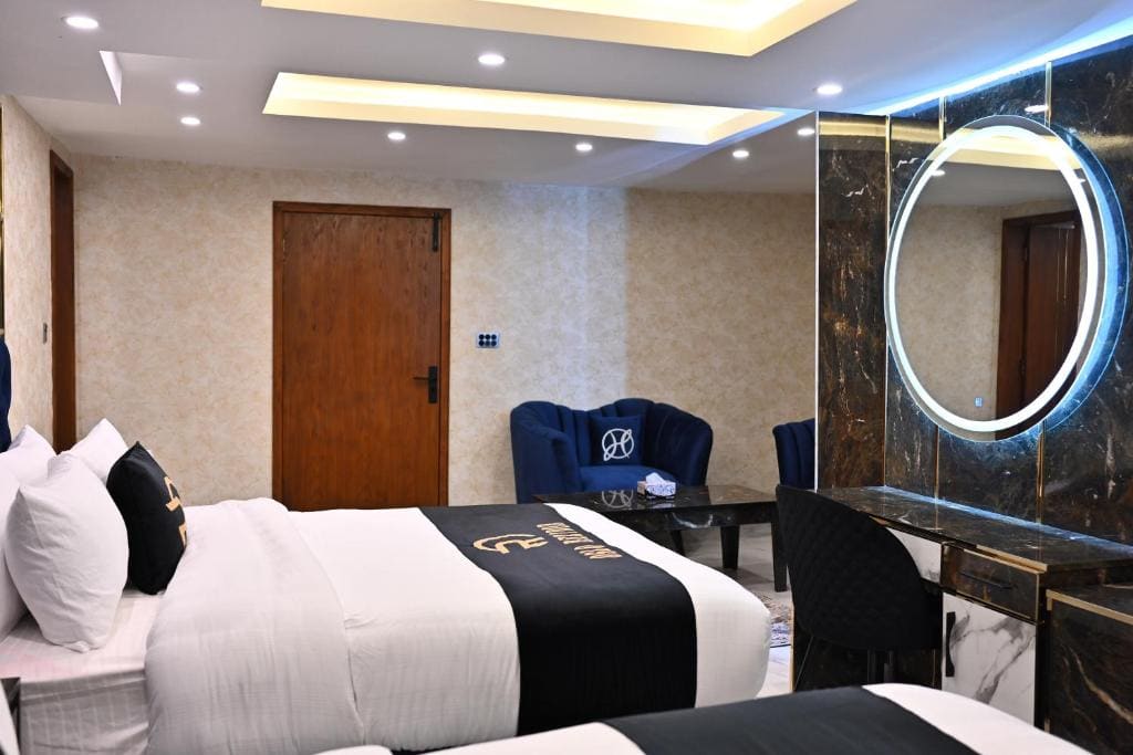 Queen Room with Two Queen Beds room - Image 1
