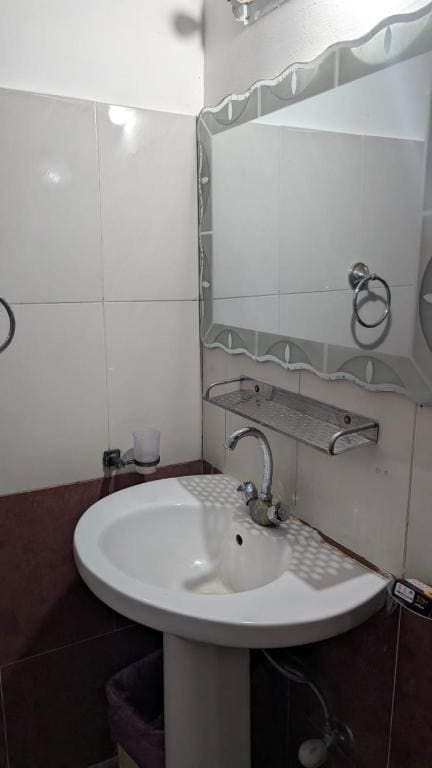 Comfort Triple Room room - Image 2