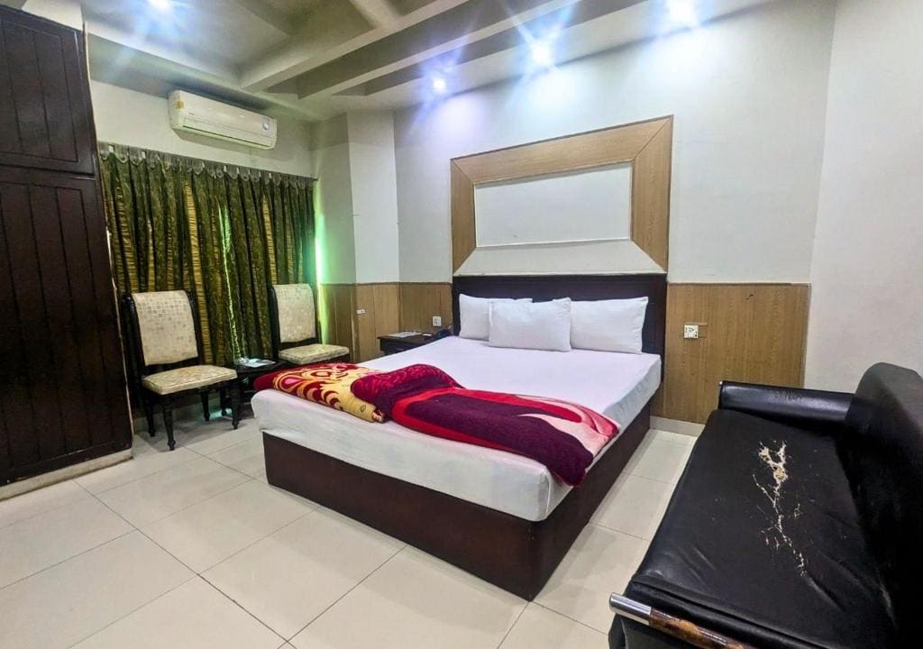 Standard Triple Room room - Image 1