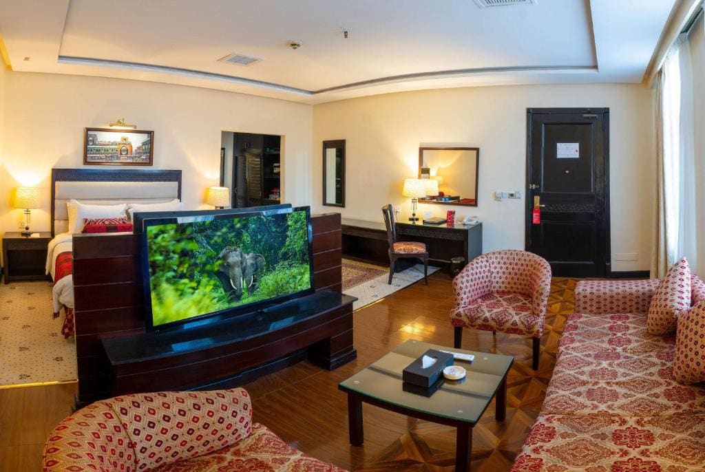 King Room - Smoking room - Image 1