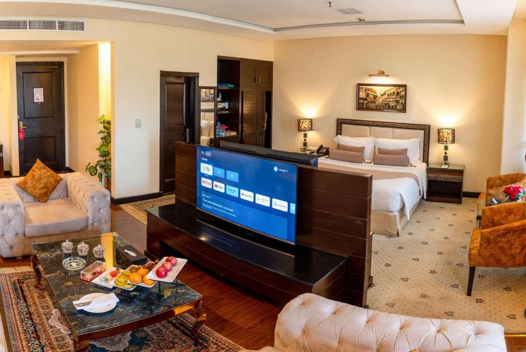 Executive King Room - Smoking room - Image 3