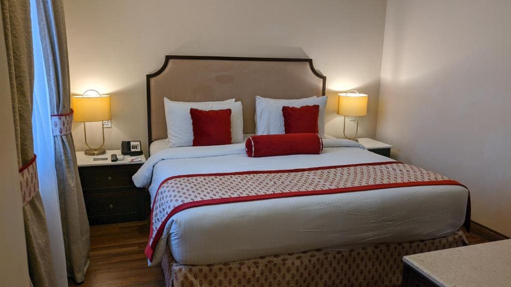 Junior King Suite - Non-Smoking room - Image 1