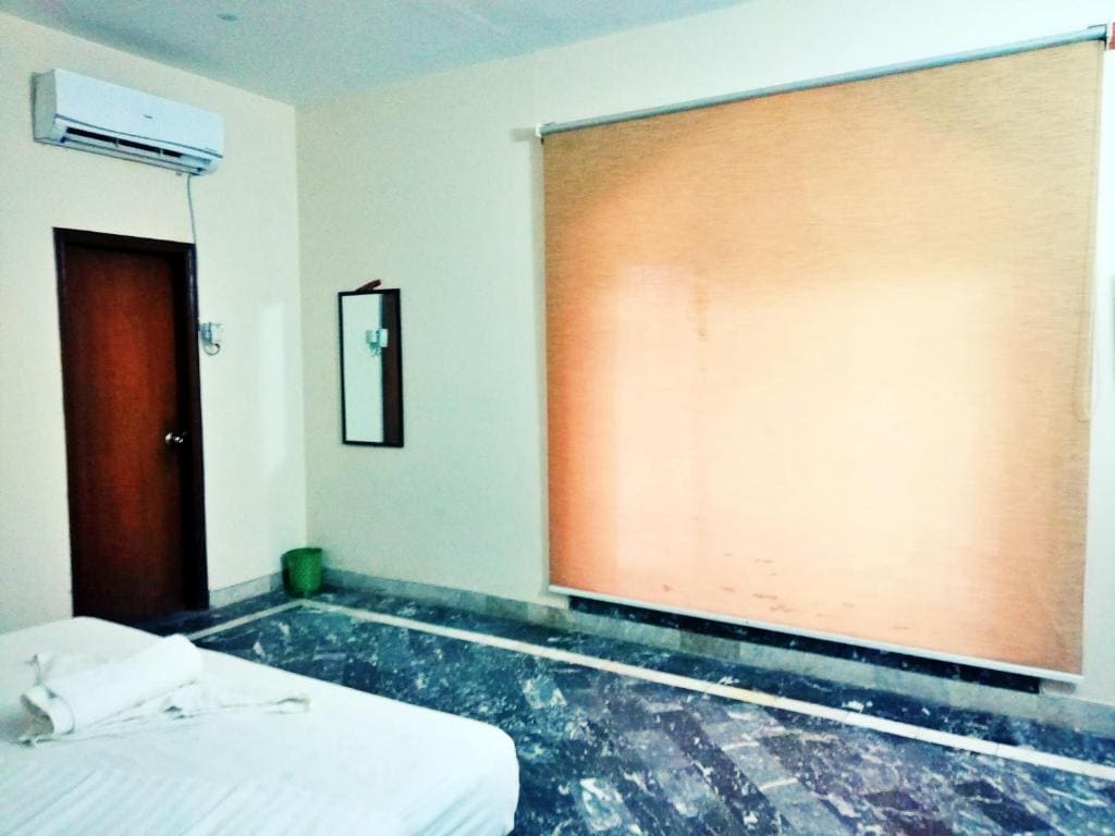 Deluxe Single Room room - Image 2
