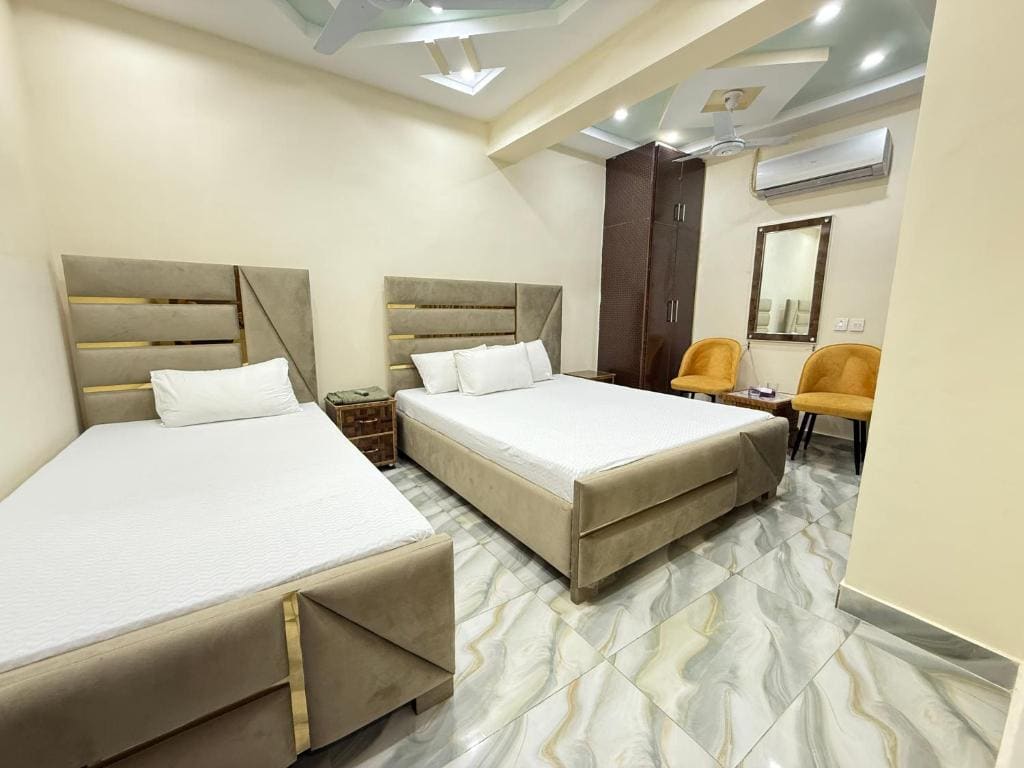 Executive Triple Room room - Image 2
