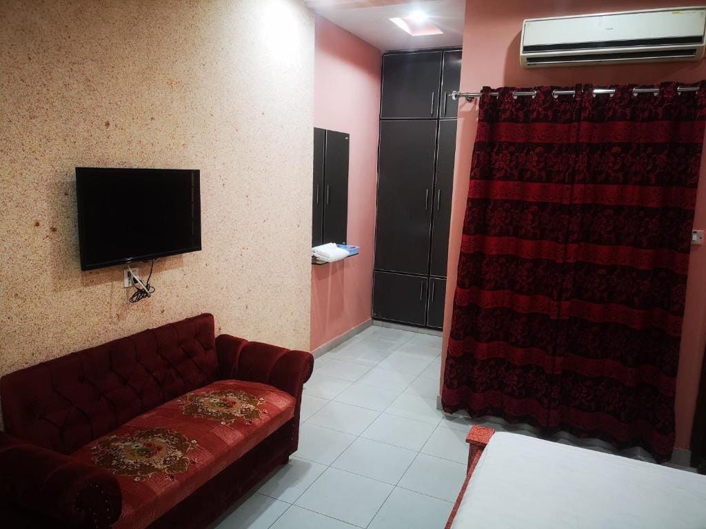 Deluxe Single Room room - Image 3