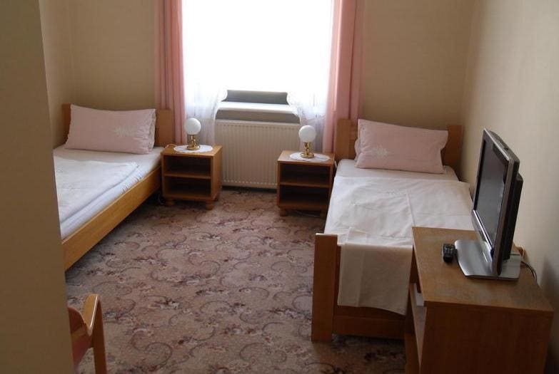 Twin Room room - Image 3