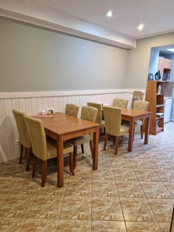 Double Room with Balcony room - Image 2