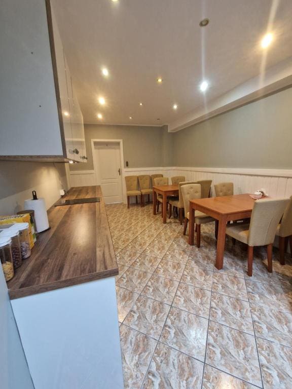 Double Room with Balcony room - Image 1