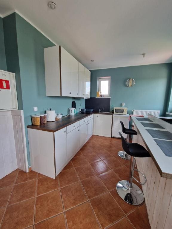 Double Room with Balcony room - Image 3