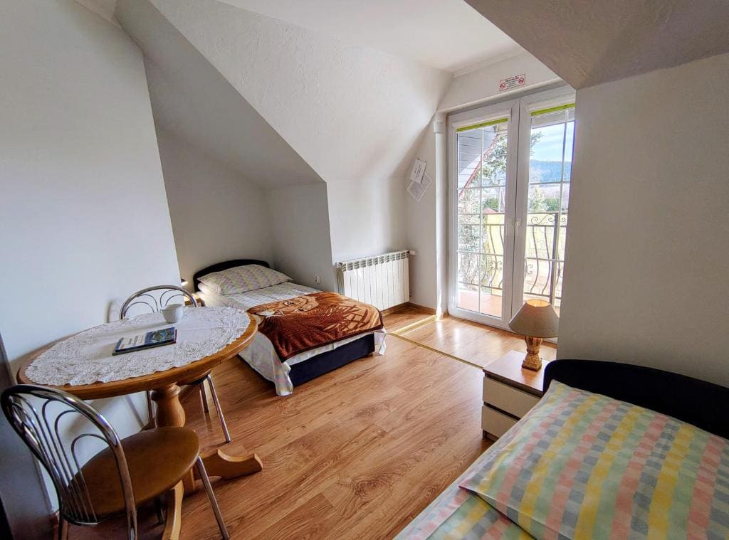 Double Room with Mountain View room - Image 1