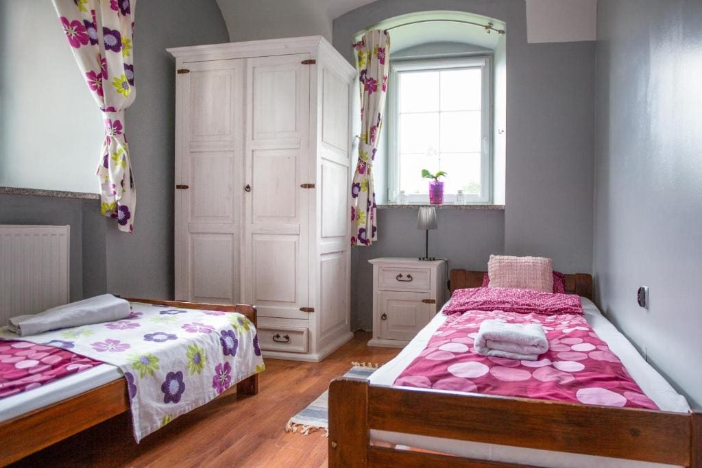 Apartment - Ground Floor room - Image 2