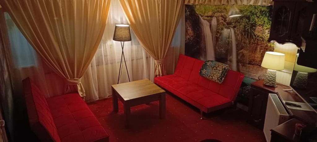 Three-Bedroom Chalet room - Image 2
