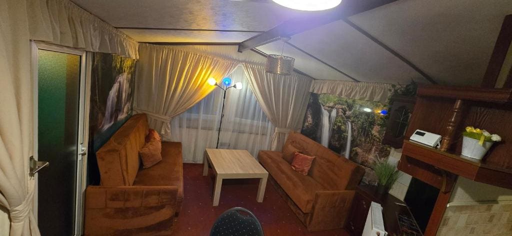Three-Bedroom Chalet room - Image 1