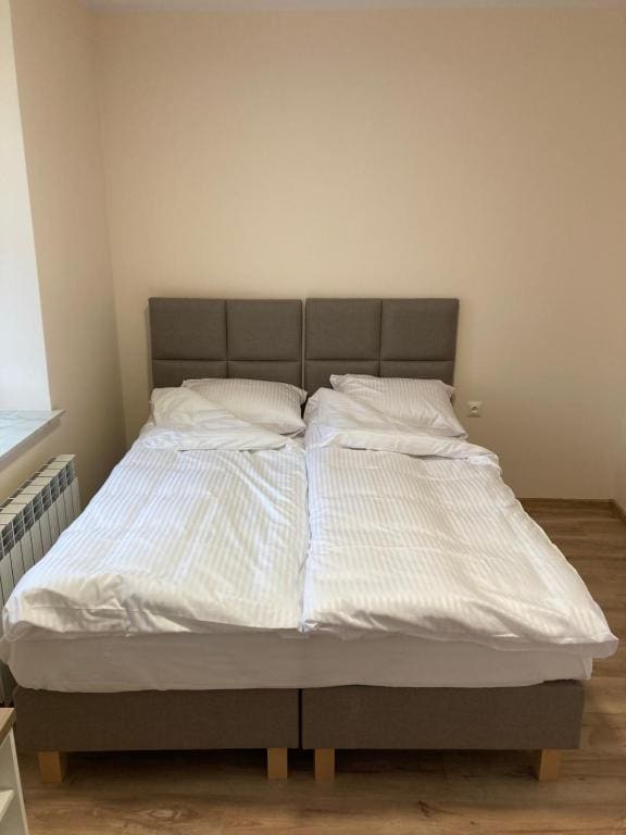Economy Double Room room - Image 2