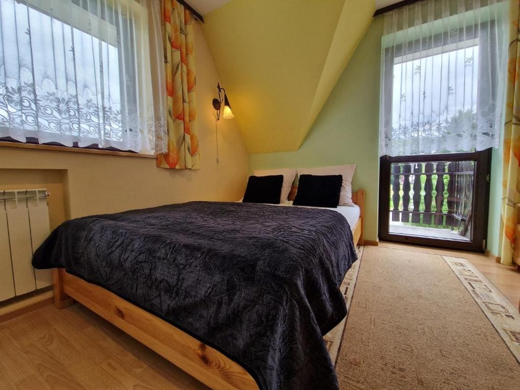 Double Room with Balcony room - Image 2