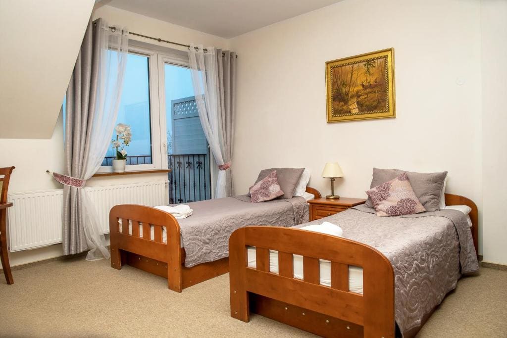 Large Double Room room - Image 2