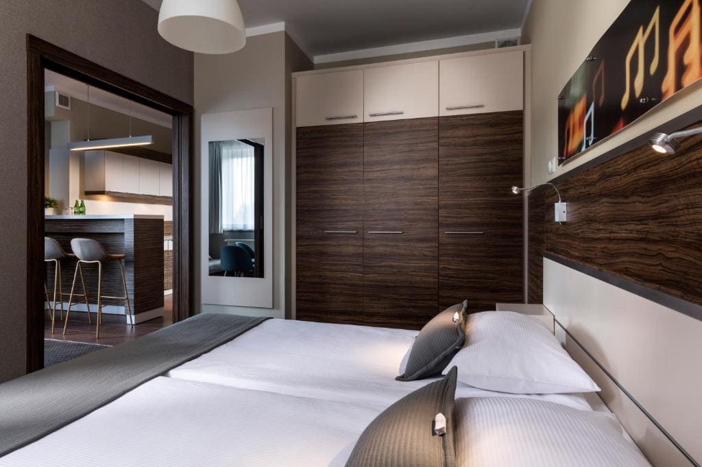 Apartment with Balcony room - Image 2