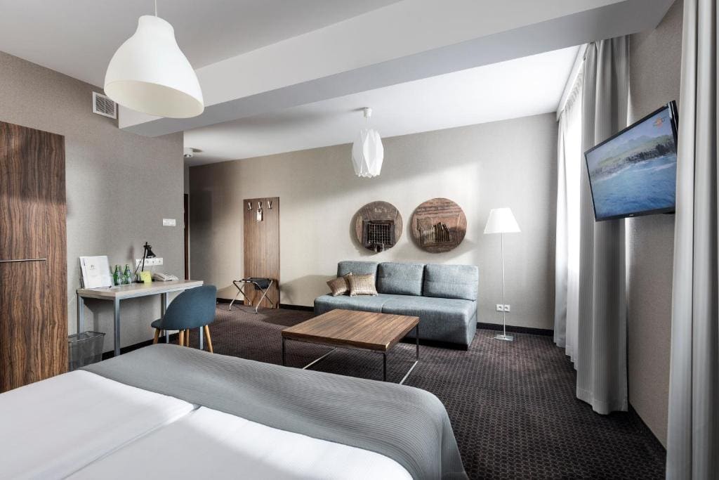 Deluxe Double Room room - Image 2