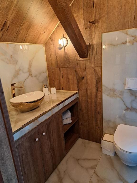 Deluxe Triple Room room - Image 3