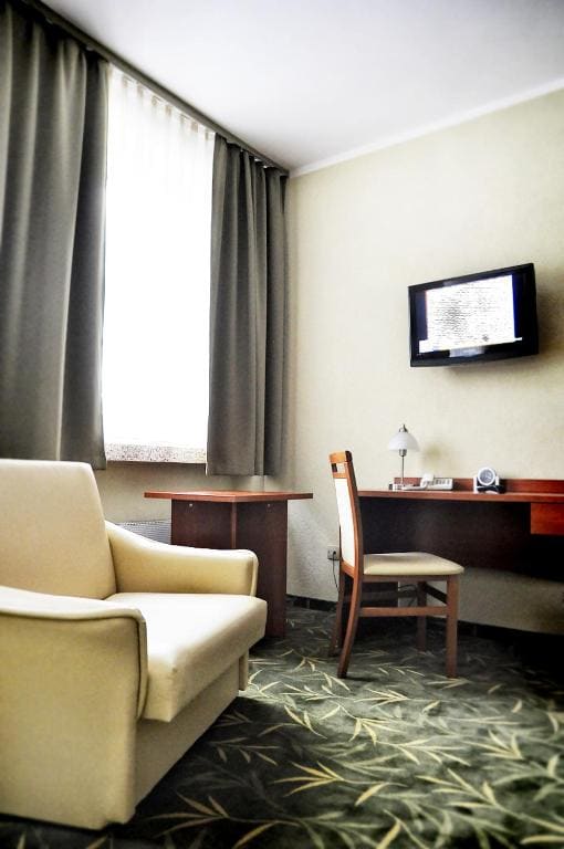 Double or Twin Room room - Image 2