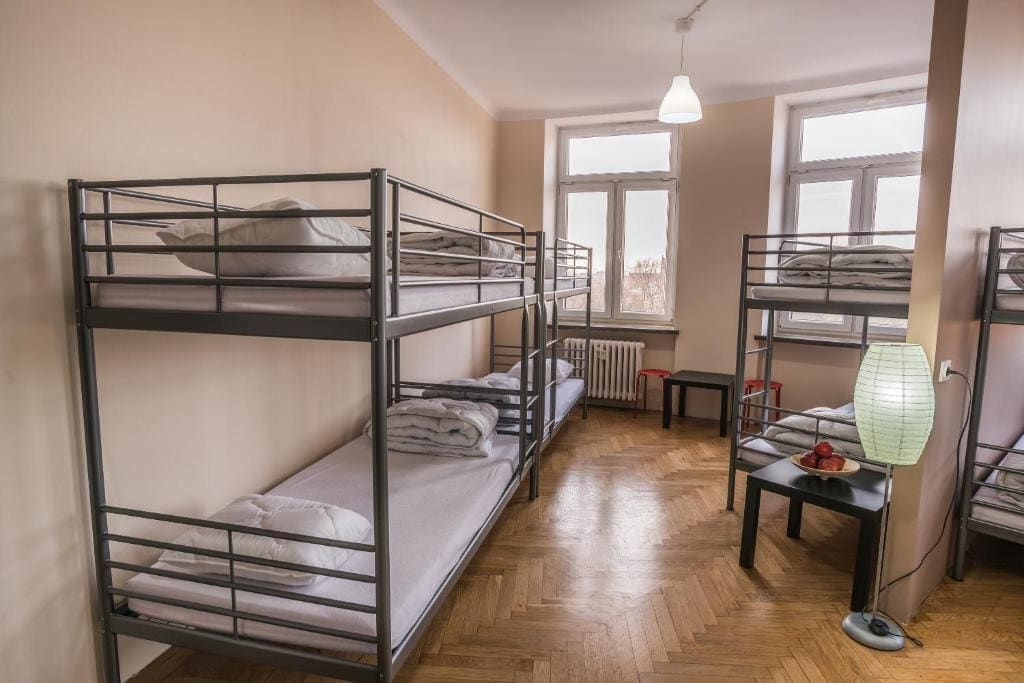 Bunk Bed in Mixed Dormitory Room room - Image 2