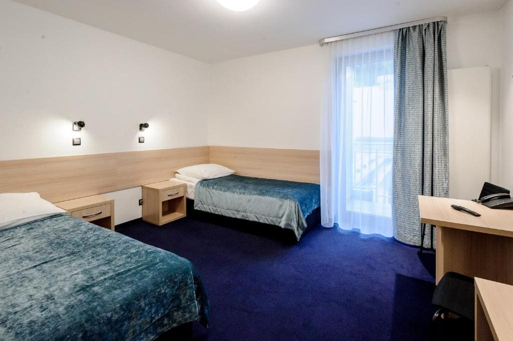 Standard Twin Room room - Image 1