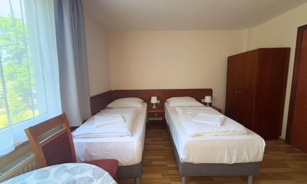 Twin Room room - Image 3
