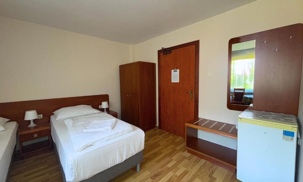 Twin Room room - Image 2