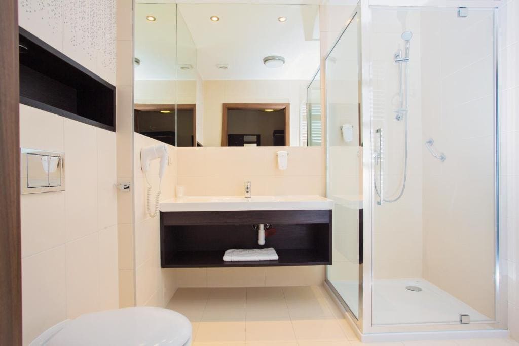 Superior Double or Twin Room room - Image 1