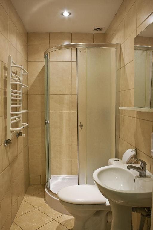 Small Single Room room - Image 3