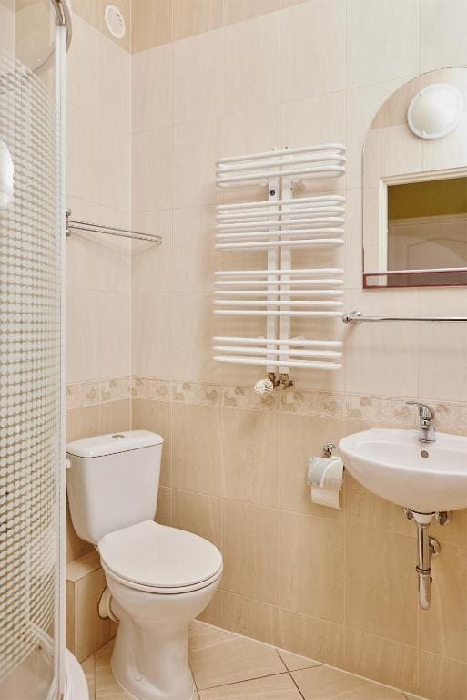 Triple Room with Balcony room - Image 1