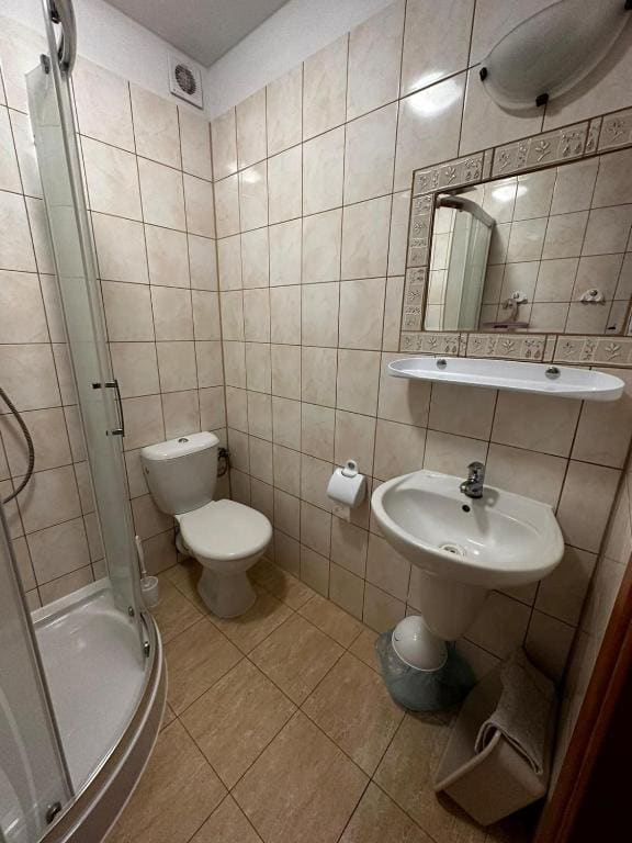 Triple Room with Balcony room - Image 1