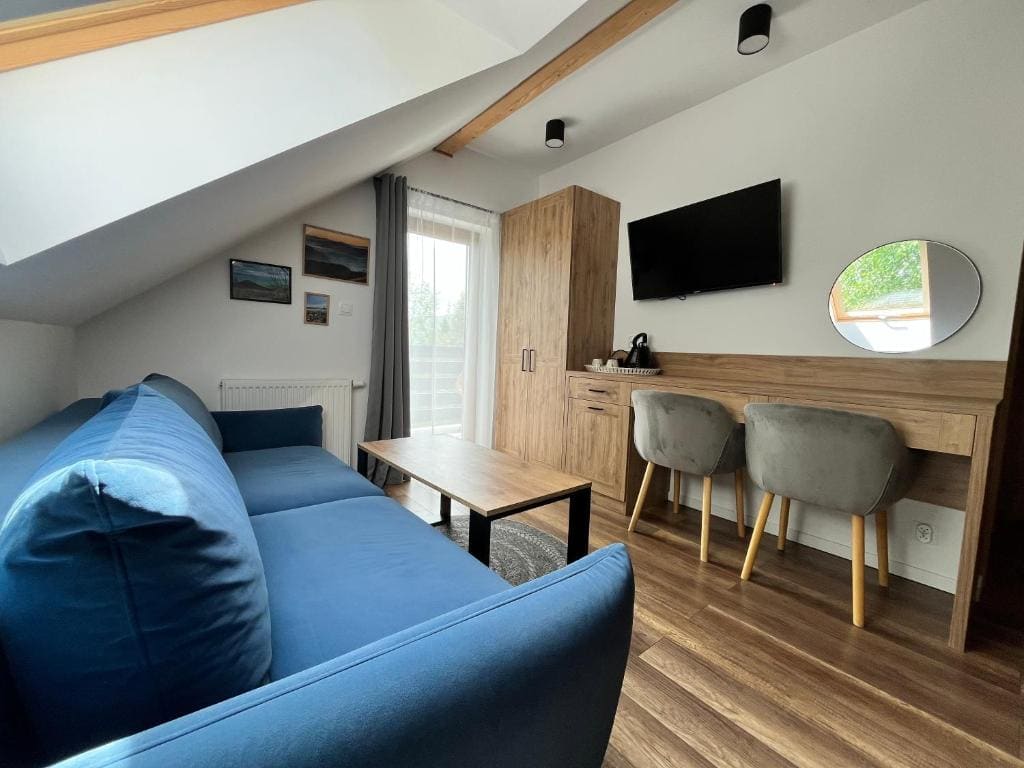 Quadruple Room with Balcony room - Image 2