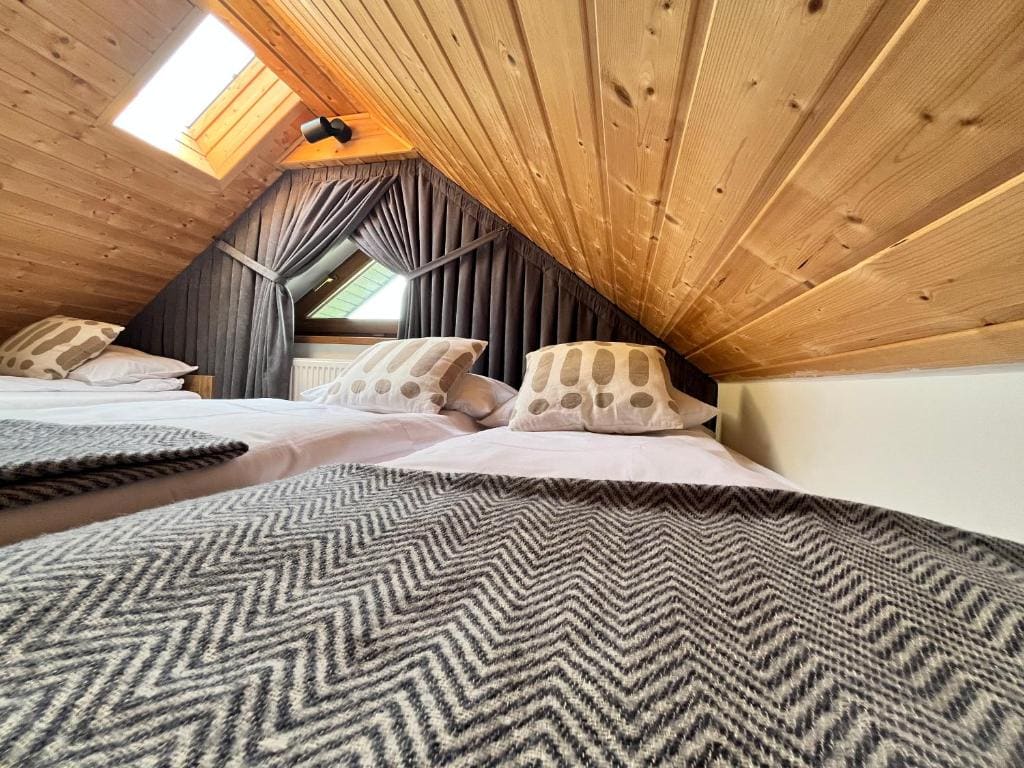 Quadruple Room with Balcony room - Image 1