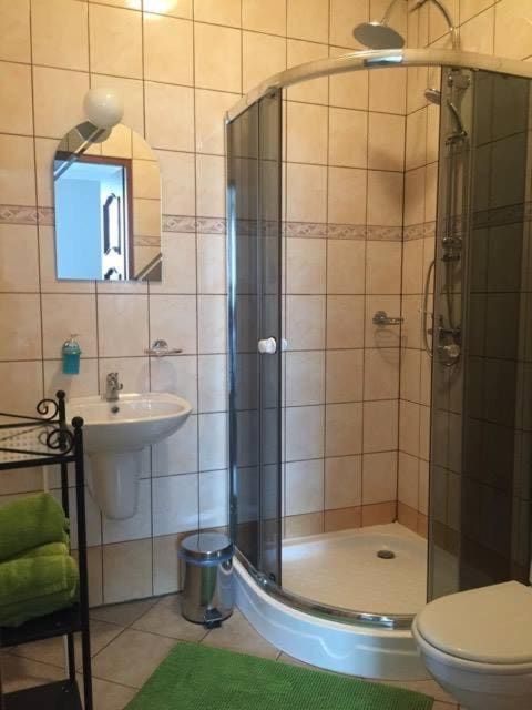 Quadruple Room with Bathroom room - Image 2