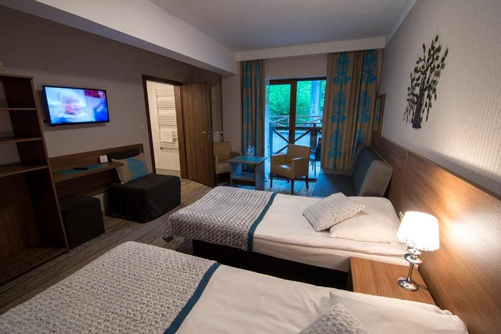 Standard Twin Room room - Image 3