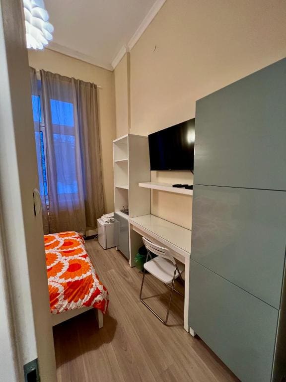 Double Room with Private Bathroom room - Image 2