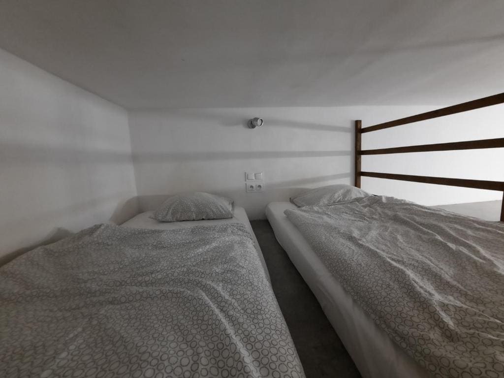 Apartment - Ground Floor room - Image 3