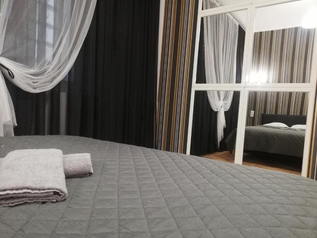 Large Double Room room - Image 1