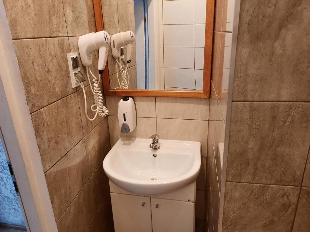 Small Double Room room - Image 2