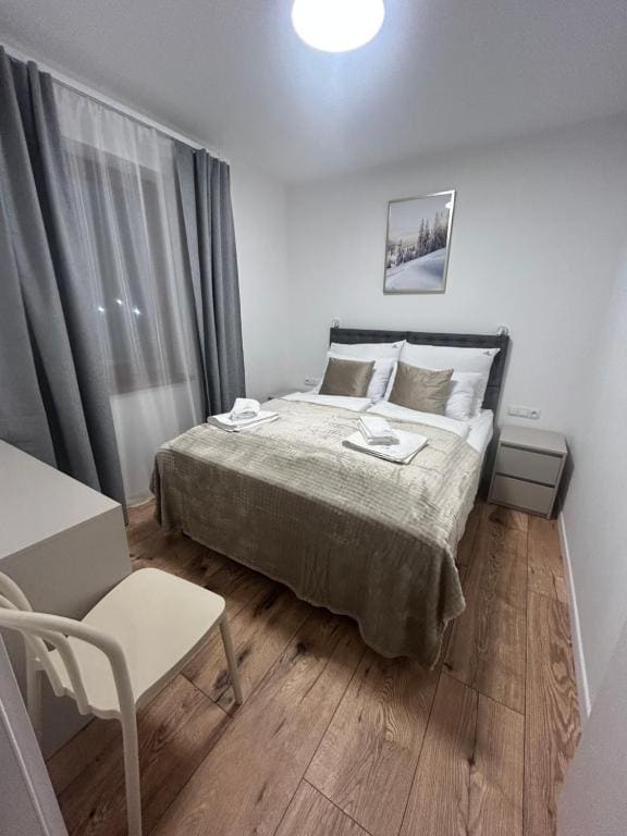 One-Bedroom Family Apartment room - Image 2