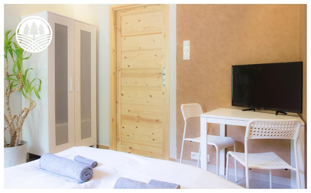 Double Room with Garden View room - Image 1